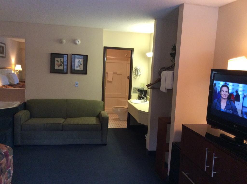 Days Inn By Wyndham York Alabama Esterno foto
